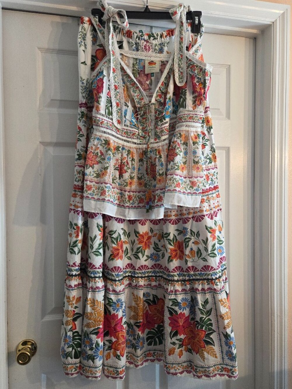 FARM RIO BLOOM GARDEN 2 PIECE -MAXI SKIRT W/TOP - Picture 2 of 16